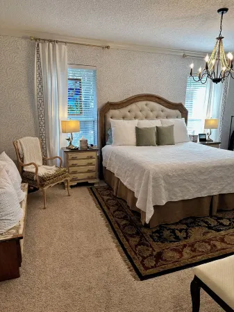 Private Oasis-Heated Pool-Sleeps8-Fresh Eggs & Top Amenities-Pet Friendly-Escape Отели рядом с достопримечательностью «World Golf Village»