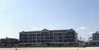 海濱頂層海景家庭度假公寓（家具齊全）