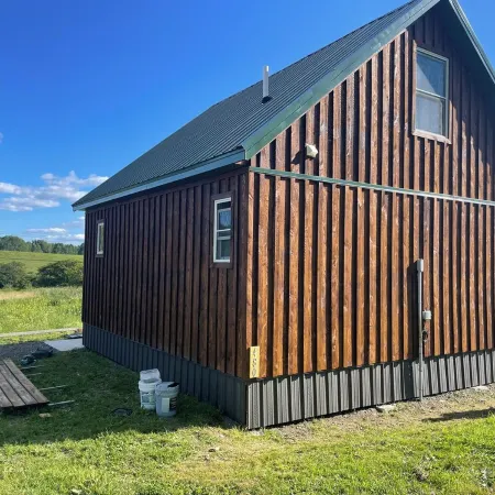 Quiet 2-bedroom country cabin with scenic views 3 miles from Norwich NY.