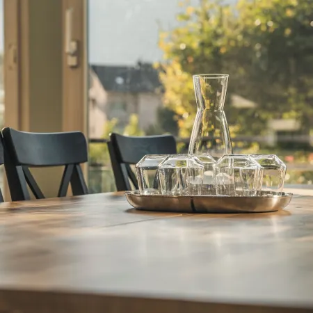 Hop Apartments & Suites