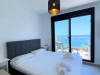 Duplex in Málaga with Sea Views & Pool