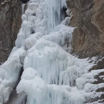 Apartment Near Lifts
