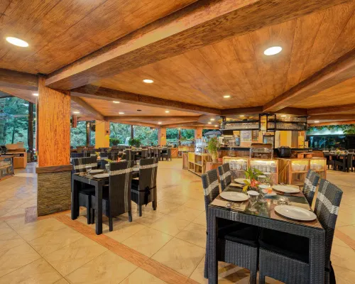Safari Resort تناول الطعام Photos
