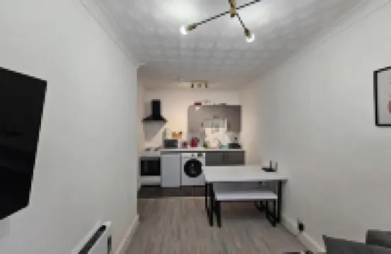 Stylish 1 Bedroom Flat Near Bridgend Town Centre Hotels in Bridgend