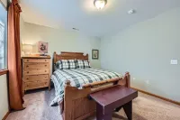 Moon Creek Cabin 2 Bedroom Cabin - balcony