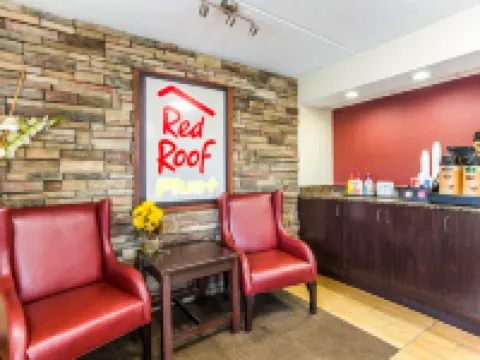 Red Roof Plus+ Nashville North - Goodlettsville Hoteles en Condado de Davidson
