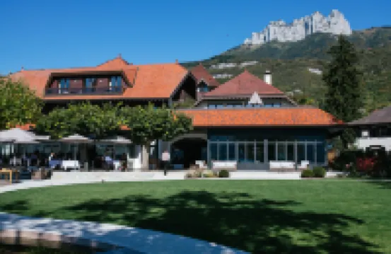 Auberge du Père Bise - Jean Sulpice Отели в г. Верхняя Савойя