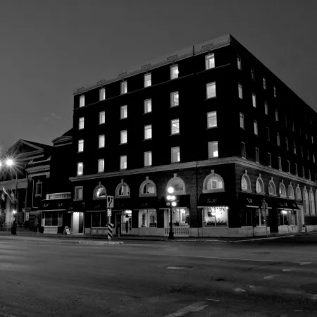 Grant Hall Hotel