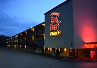 Red Roof PLUS+ Pittsburgh East - Monroeville Hotels in Monroeville