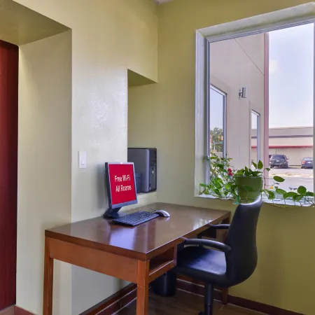 Red Roof Inn Chambersburg