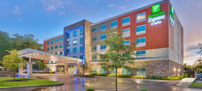 Holiday Inn Express & Suites GAINESVILLE I-75 by IHG Hotels in Gainesville