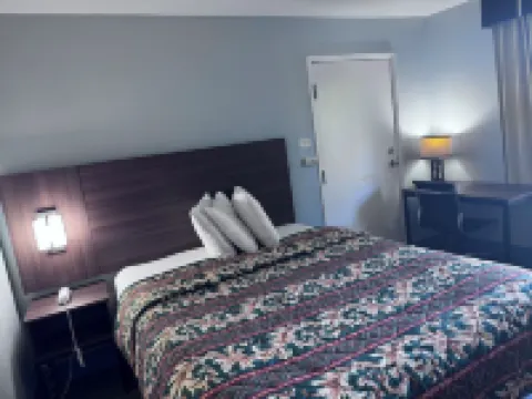 Florence Inn and Suites