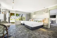 Nightcap at Kondari Resort Hotels in Urangan