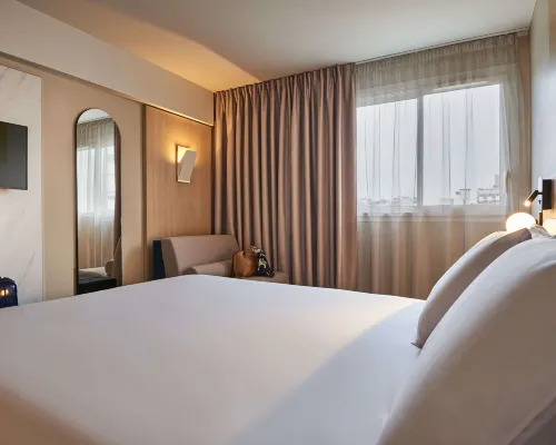 Hôtel Mercure Paris 15 Porte de Versailles Hotels near Saint-Lambert Square