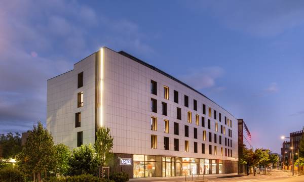 Spark by Hilton Lyon Park Saone