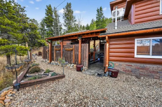 Hot Tub Cold Plunge Sauna Peak to Peak Retreat