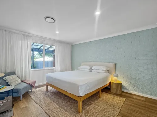 Spacious 2-Bed Townhouse with BBQ