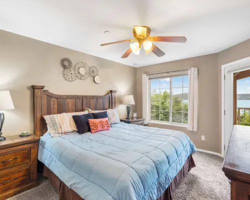 Lake Harbour on TRL For 6 Hotels in Ridgedale