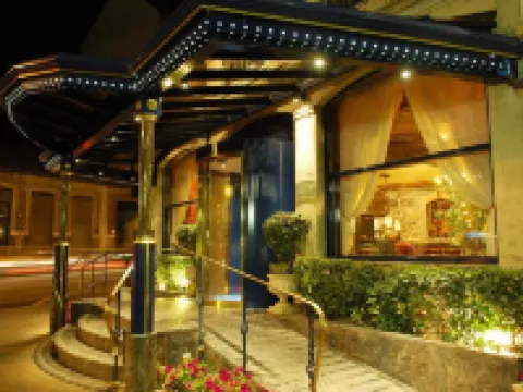 Hotel Montbrillant Hoteles cerca de Palacio de las Naciones