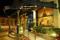 Hotel Montbrillant Các khách sạn gần Mont Blanc Bridge