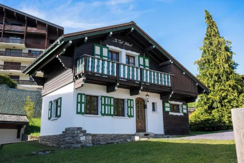 Cozy Chalet 3br/6p With Balcony - Megeve - 4-Star