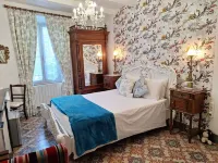 Maison du Coquelicot Hotels near Coco Sweet