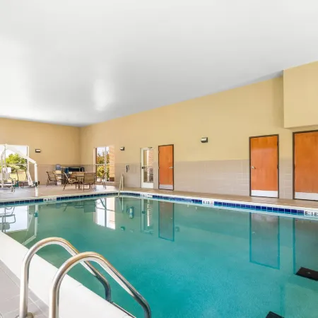 Comfort Suites