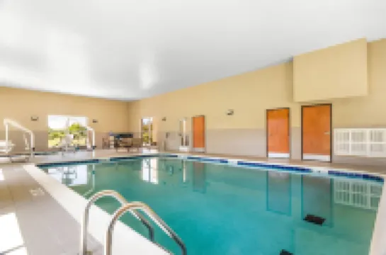 Comfort Suites Hotels in Mount Vernon