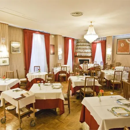 Hotel Moderno