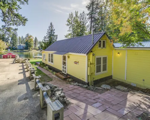 Newport Cabin on Diamond Lake w/ Private Boat Dock Hotele w: Pend Oreille County