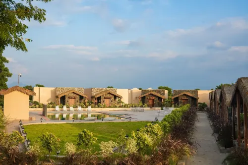 Vallora Retreat Jawai Luxuria By Moustache Hotels in Bera