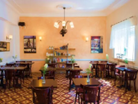 เจโรส โฮเต็ล