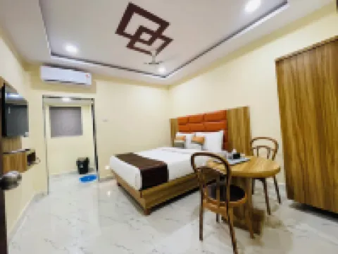 Riverside Retreat Dombivli - Swimming Pool - Couple Friendly - Comfortable Stay
