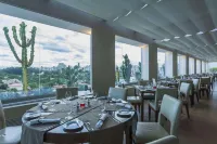 Hotel Unique - breakfast