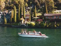 The Sweet Square Flat Hotels in Varenna