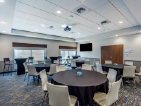 智選假日快捷套房酒店-萊斯湖-洲際酒店集團旗下 賴斯萊克酒店