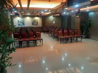 Rochas Hotel & Resort Bogura - 2-Star