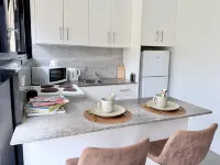 Potts Point Cozy Studio Near Parks & Water - 3-Star