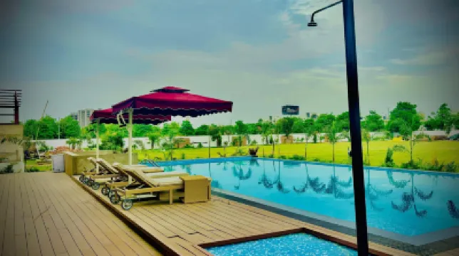Vintclub Resort Hotels near Lulu Mall, Lucknow