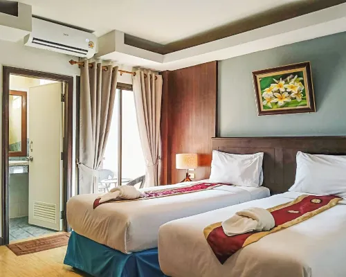 The Pier Lanta Eco Friendly Hotel Hotels near مركز الشرطة