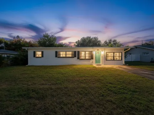 Largo Pool House and Firepit