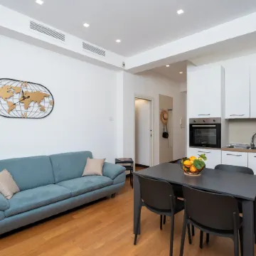 YourHome - Lady Lucy Holiday Home