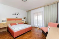 Apartments Mirjana B