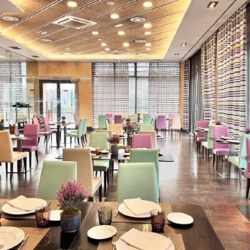 Sercotel Las Artes Pinto