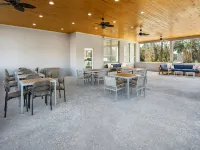 Element Savannah Midtown Hotels near Hunter Golf Course