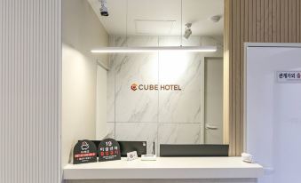 Cube Hotel
