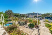 Apartments and Room Milka-Jere - 3-Star