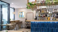 E1 Suites & Spa Aparthotel Style - Gym & Spa - bar