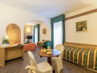 G. Hotel des Alpes (Classic since 1912) Hotels in Siror