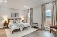 Beach + Brazos River Access! Family-friendly Haven - Homestays